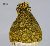 Woven cotton kufi hat in black & yellow. Hat 161D