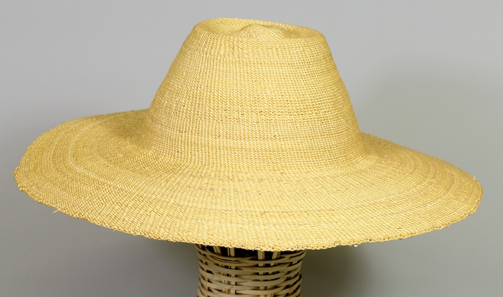 straw hat bronze statues