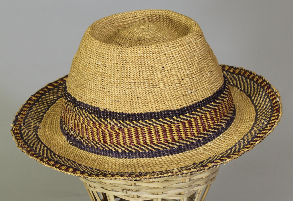 straw hat bronze statues
